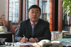 尝试室共培育2国工程院院士